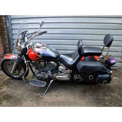 Sissy bar - ryggstöd Yamaha XVS 1100 DRAG STAR CUSTOM Sissy bar - ryggstöd Yamaha XVS 1100 DRAG STAR CUSTOM